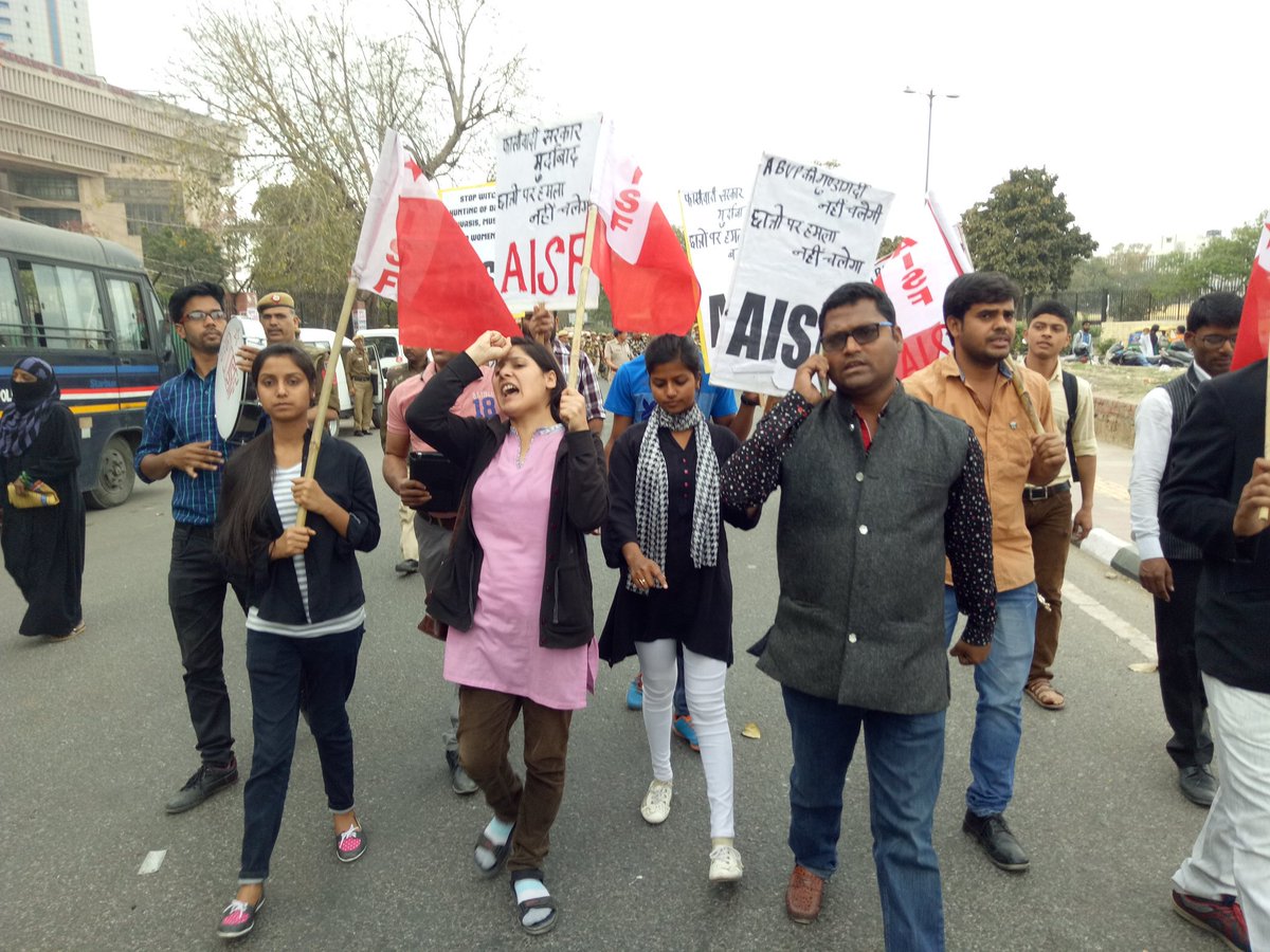 KhadriSv's tweet photo. #AISF protest against #Abvp attack on students 
#fightbackdu 
#studentsagaintabvp https://t.co/0T53VBUmN5