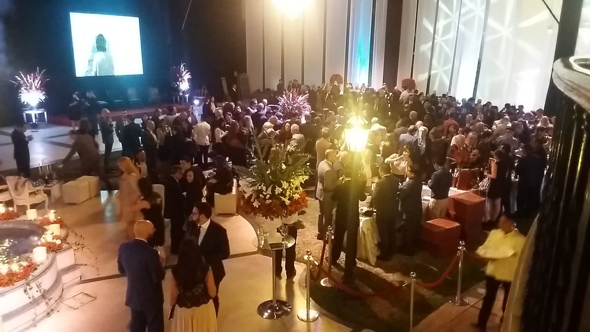 proimage_pe's tweet photo. Inauguración de la #settimanacucinaitaliana  con la Conferencia 'Vino, producto emblemático de la#biodiversidad italiana'. Fotos y video PROIMAGE para la Embajada de Italia https://t.co/DhfvLP7n6X