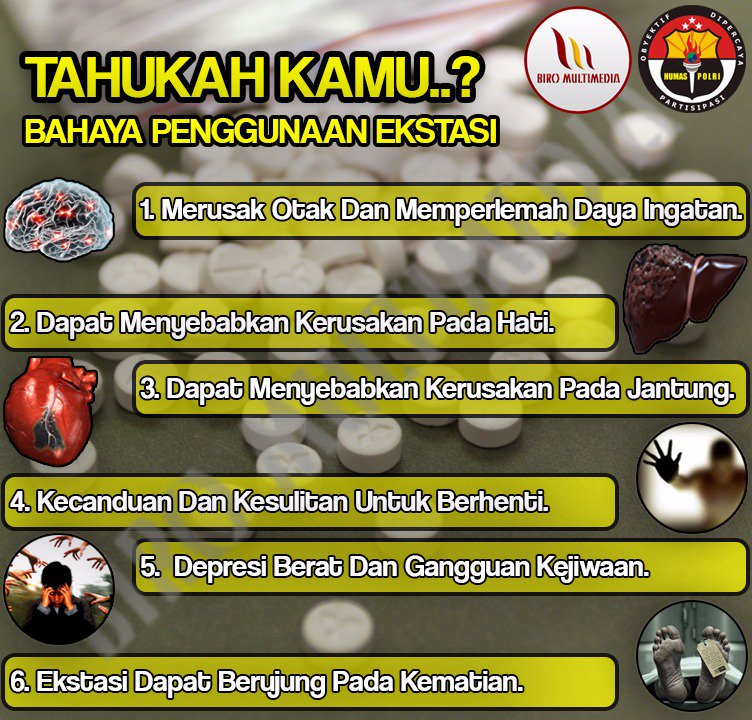 Әжесі мен немересі жыныстық қатынасқа түсуге бел буды. Үлкен әтештері бар маска киген екі қара жігіт