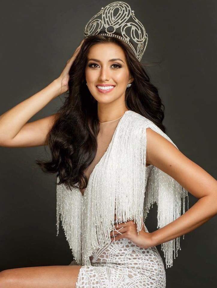 hijkenlmn_'s tweet photo. Confidently beautiful with a heart.  

WeMissU MAYWARD
#MissUniverse #Philippines https://t.co/NEir6IOnRJ