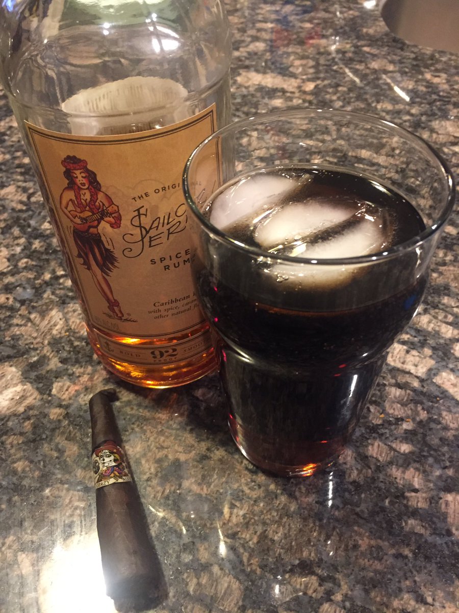 ShaneinYYC's tweet photo. @DeadwoodTobacco Crazy Alice cigar - check 
Sailor Jerry rum - check
Why - how else would you celebrate starting your new career as a licensed real estate associate #yycproperties https://t.co/dysk3pRFaI