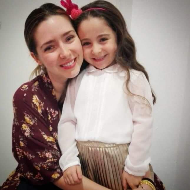 LauraoviedoDCOf's tweet photo. Mi tremendita te adoro, mi palomita #Mariposita #LindaNoche💋😍 https://t.co/e0Hbjq93zG