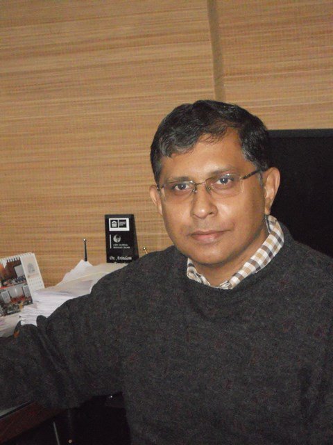 MICAICMC's tweet photo. Joining us as a Mentor for YRC2018 is Arindam Banerjee who has been in Analytics domain for the past 27 years. He has worked for various research and consulting firms in the US as an Analytics specialist in the CPG and Retail Finance sectors. He is with IIMA for the past 18 years https://t.co/s7jOUD2ayY