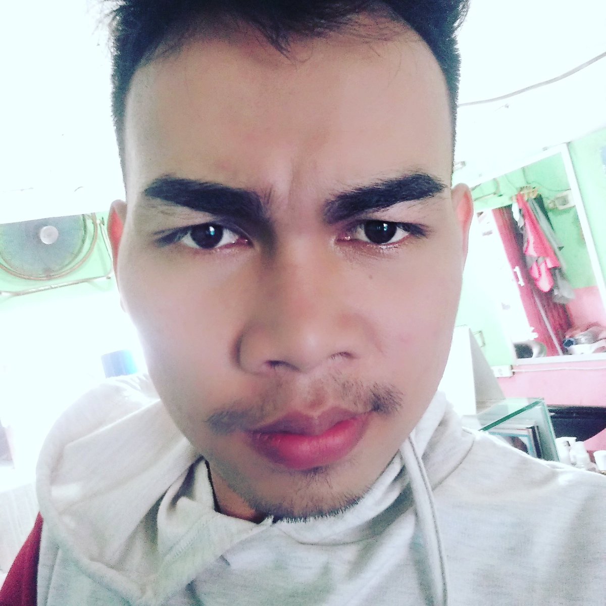 nasutionPiyan's tweet photo. Yuk yang mau pijot monggo wa 085781542621 @GudangPijat @CanduPijat @loveandreetweet @DaddyZamil @fjr_Pijaddict https://t.co/S4q4oKuJ9A