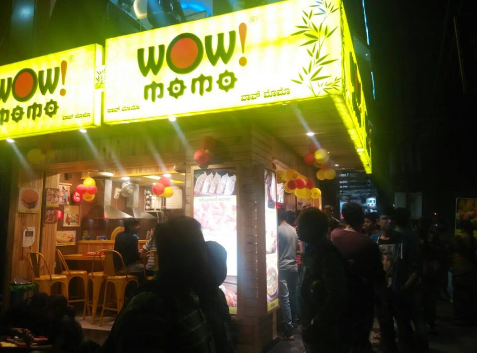 Wowmomo4u's tweet photo. #WowCustomers availing our 50% discount on Wow! Momo at our BTM Layout outlet !
#Bethere #flat50%off #WowOffer #WowBangalore #WowLovers. https://t.co/KVPHkSndj5
