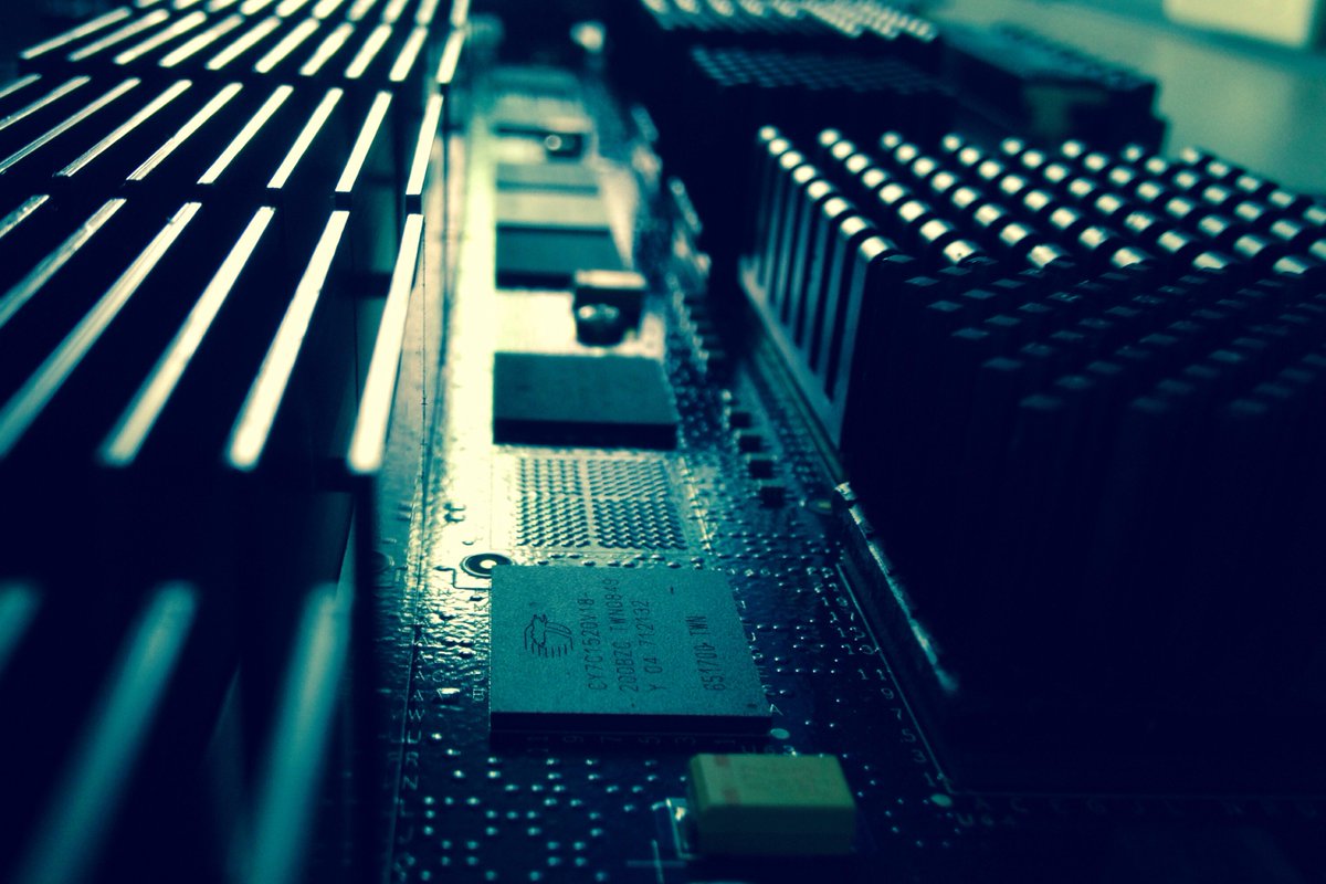 GigalightTech's tweet photo. About active optical module chip market trends, there must be something you don't know. Click here to find more :

https://t.co/iKQR2YtO1l https://t.co/LTKHlJr49I
