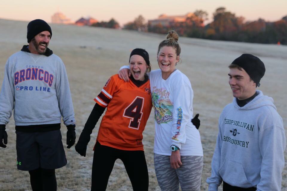 Nov_Pro_VaBeach's tweet photo. Wear your favorite teams gear tomorrow! We will be hitting the hills and playing some thanksgiving football in the park π¦π we bounce at 615AM #justshowup #werunVB #NP_VB https://t.co/zV7lTn5wM3