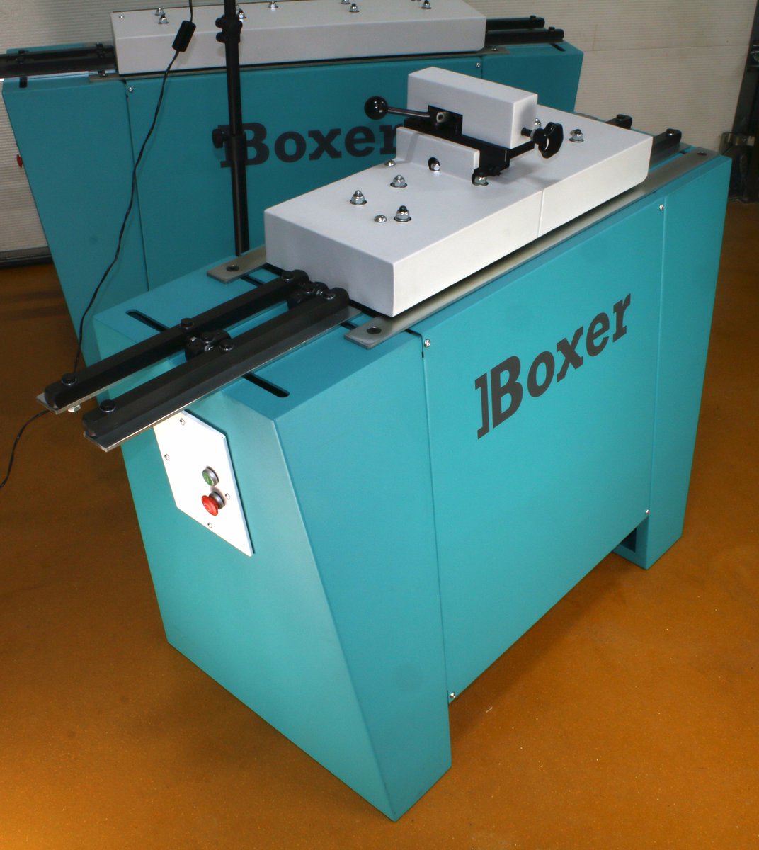 boxer_design's tweet photo. From a selection of pics for our #lockformer marketing brochure. #UKmfg #Manchester #Boxer #flanging #machines https://t.co/VAGqF4YOCf