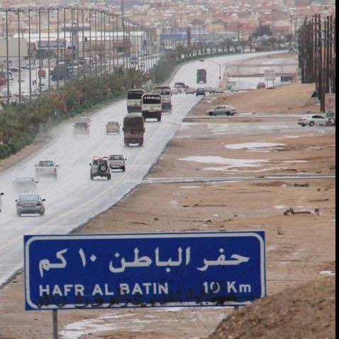 A__5005's tweet photo. امطري ياغيمة الطهر العفيف
واغسلي قلب من الهم .. إمتـلا
.
بلليه بهون ... يالمزن النظيف
وامسحي ضيق ع القلب اعتلا
#حفرالباطن_الان 
#القيصومه
#صوت_المطر https://t.co/4zNZ54kj78
