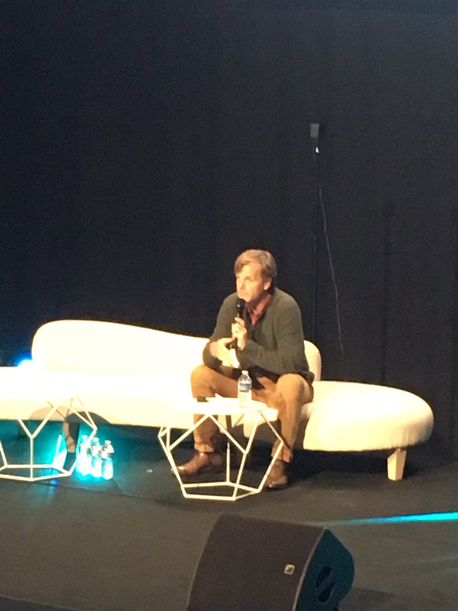 talentsdunum's tweet photo. @cpoup d'@ooreka "l'UX n'est pas seulement du design et doit être centré sur le besoin user" conference UX au #LeDayClick https://t.co/XWwwkeMsH9