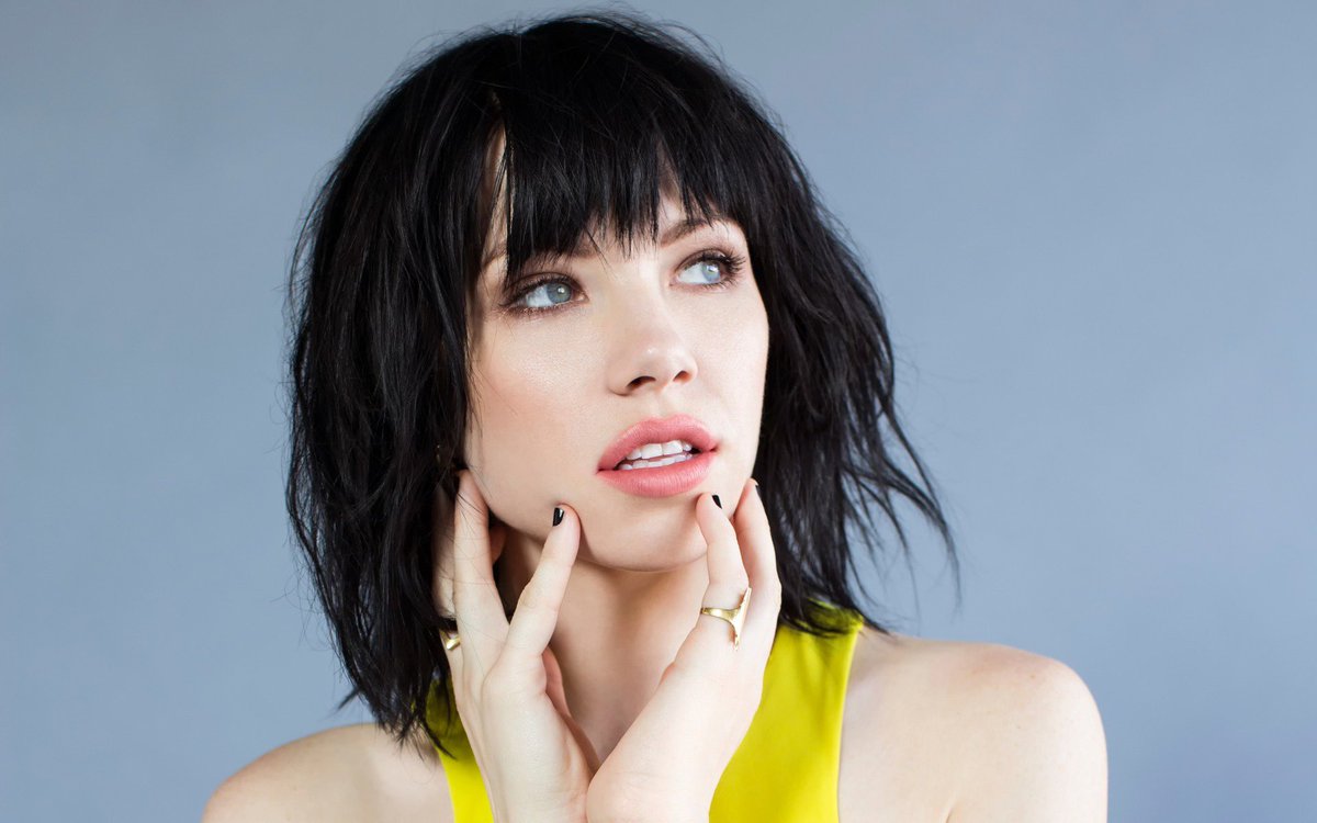 PopCrave's tweet photo. Happy Birthday to the beautiful, successful and talented Carly Rae Jepsen. The underrated pop princess turns 32 today!
#HappyBirthdayCarlyRaeJepsen https://t.co/NnrMQ2WELj