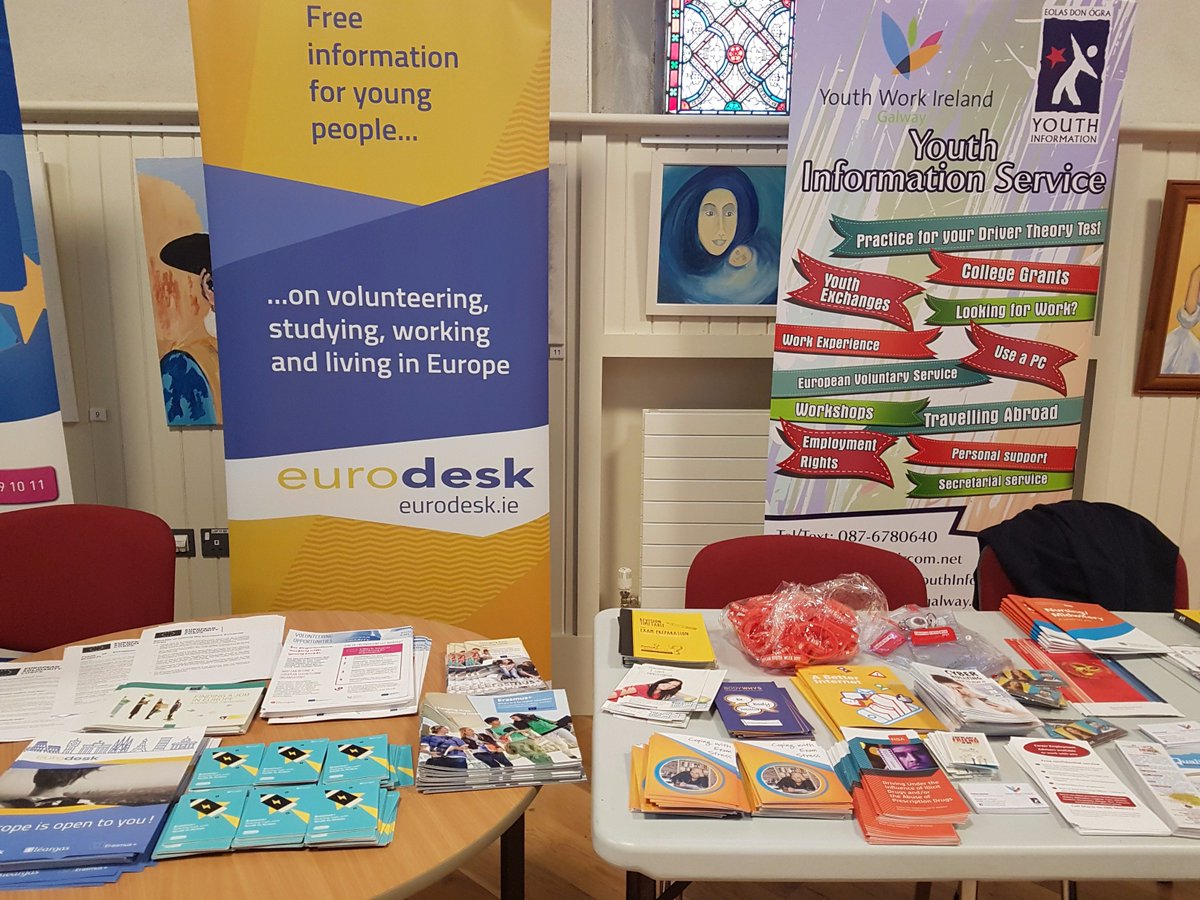 EurodeskIreland's tweet photo. Getting ready for #timetomove2017 event @ballinasloeEDIC @Leargas @EurodeskIreland @NCGEGuidance @Eurodesk https://t.co/EPsVnlhjsQ