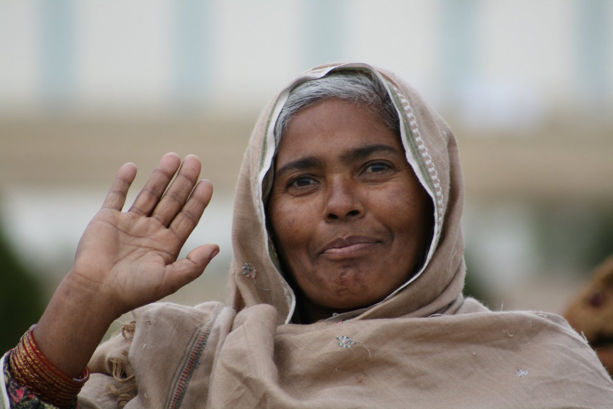 OpenDoorsUK's tweet photo. #Pakistan is number 4 on the #WWList. To say hello in Urdu, Pakistan's official language, you might say 'salaam' ๐ต๐ฐ๐โโ๏ธ๐ #WorldHelloDay https://t.co/2kwC3MSMRt