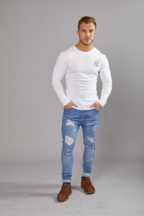 ddclothing_'s tweet photo. B L A C K - F R I D A Y - S A L E 🏴
Come and try us whilst we’re 50% OFF!
https://t.co/g3Y7Ohr5bk https://t.co/y8FreFdnzL