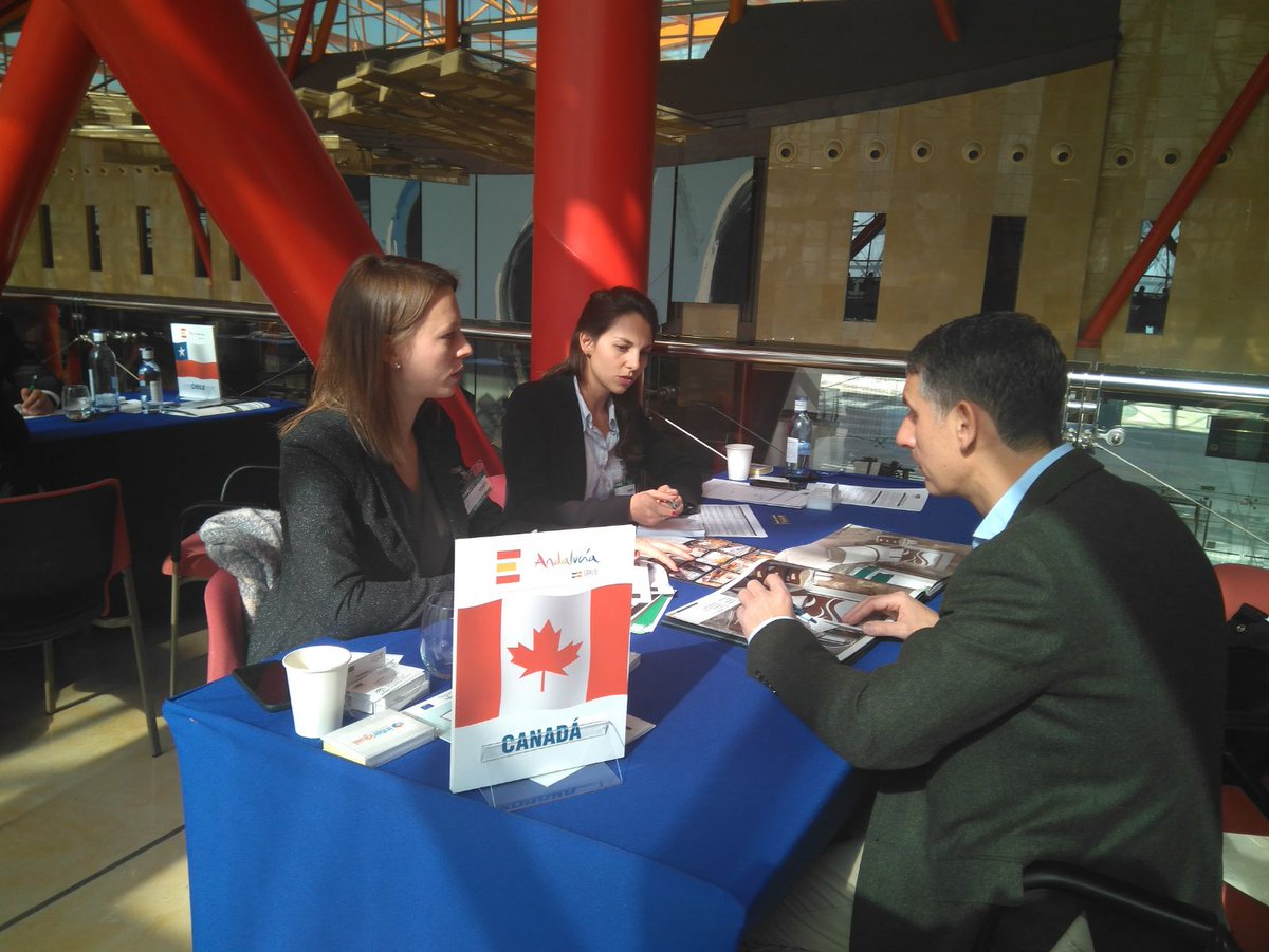 ImpulsoExterior's tweet photo. La red @extendajunta pone a disposición de los visitantes  sus representantes comerciales para solventar dudas a la #internacionalización.
En #IMEXAndalucía puedes concertar hasta 10 entrevistas con consejeros de 59 países. https://t.co/c2y0LqyKq9