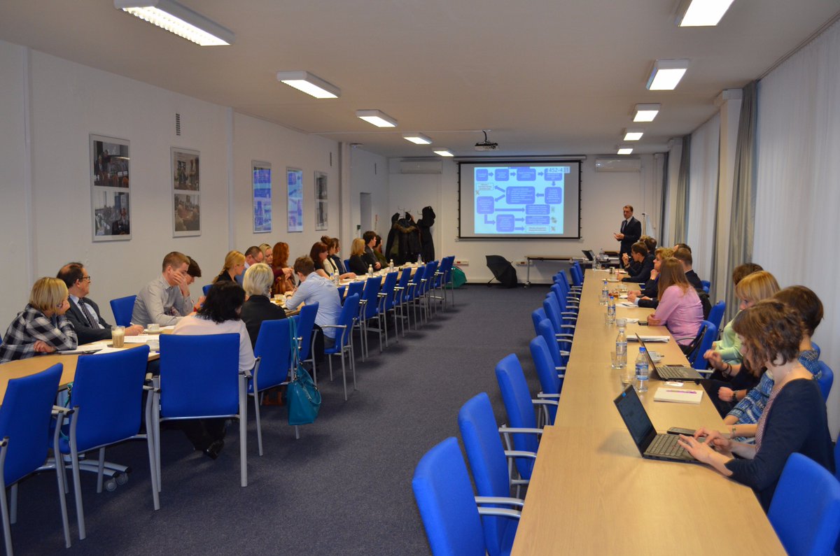 CYFRA_GOV_PL's tweet photo. W @MC_GOV_PL trwają szkolenia z przygotowywania i otwierania danych publicznych. Wszystko w ramach projektu „Otwarte dane – dostęp, standard, edukacja” #otwartedane #opendata #reuse #WCAG Więcej o projekcie na https://t.co/Me3pHtg784 https://t.co/5yp4Fzwdr0