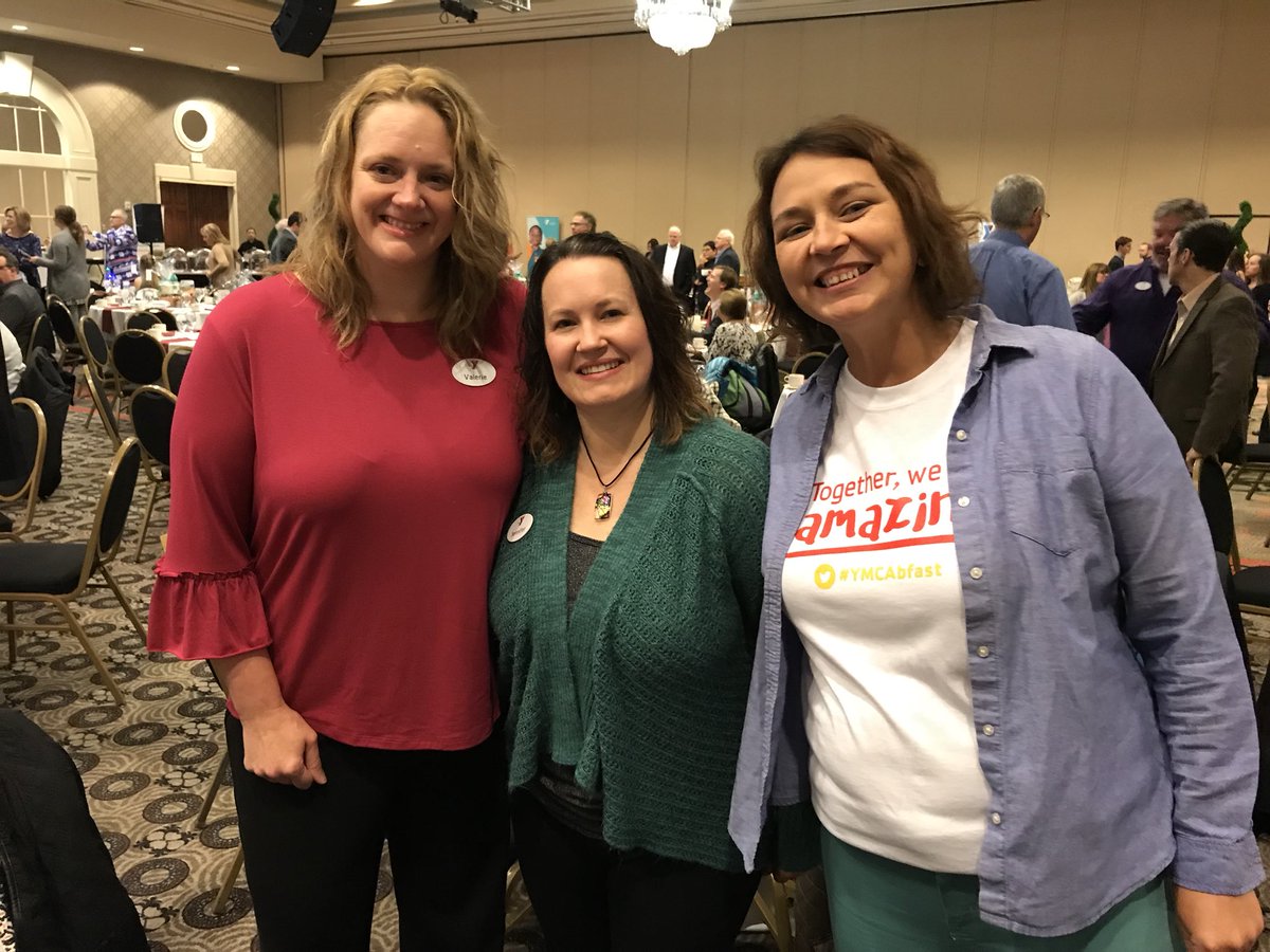 AmberRidings's tweet photo. Friends make Louisville amazing #YMCAbfast https://t.co/zXEaJYqwfS