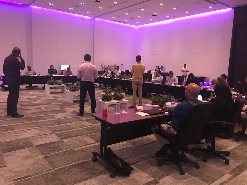 cecilerivals's tweet photo. Digital Transformation on its way! Getting stronger!That’s how we start the day with our GMs and Sales team in @ParadisusPlaya Thanks @manuelriego ! #MeliaAmericas #Ilovemyjob #Ilovemelia @MHICareers @vidu1978 https://t.co/Ugbc3VJAtU