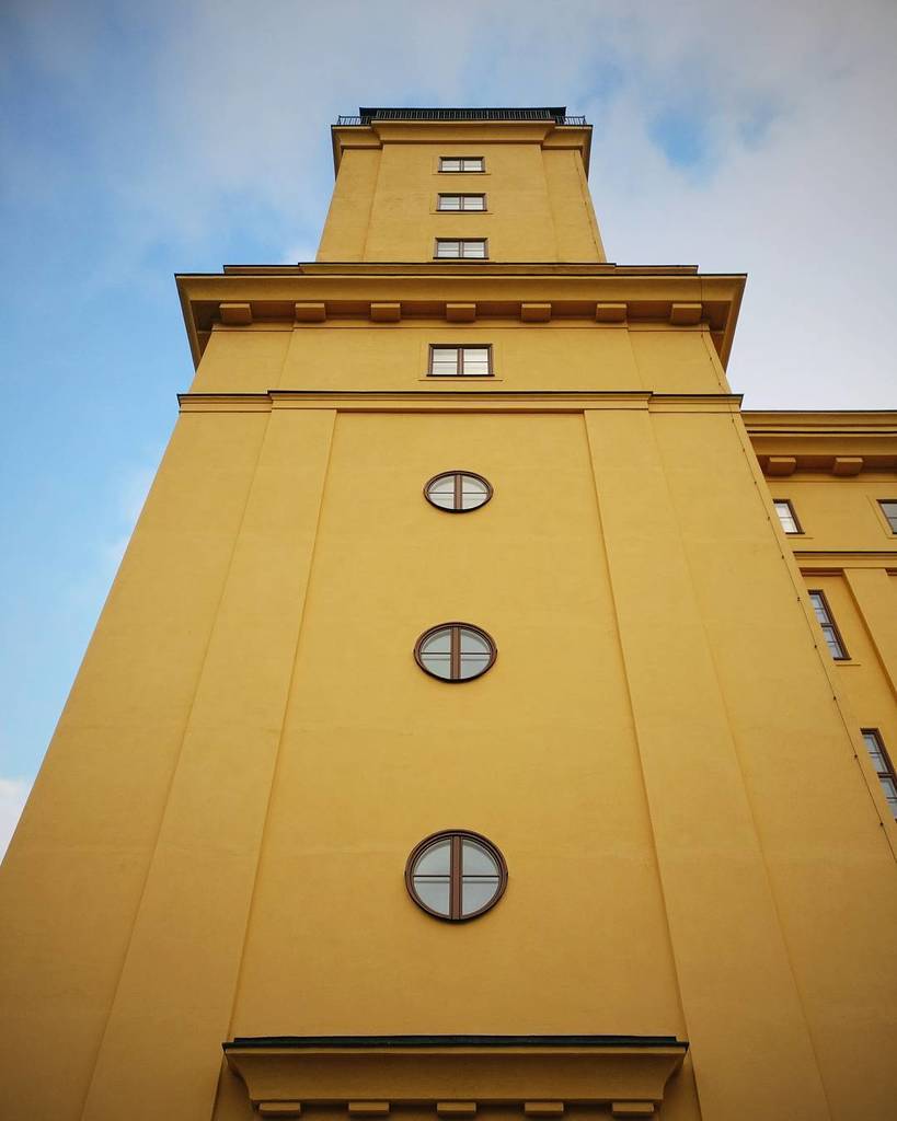 _gbbns's tweet photo. Clock // Tower
---------------------------
.
.
.
.
.
.
.
.
.
.
#fujixseries
#fujifilm_xseries
#instagood
#justgoshoot
#mextures
#MKEXPLORE
#Artofvisuals
#myfujilove
#fujifeed
#agameoftones
#fujiholics
#traveldeeper
#travel
#liveauthentic
#letsgosomewh… https://t.co/v3l90SO6TB https://t.co/jR8GZ1Bgqg