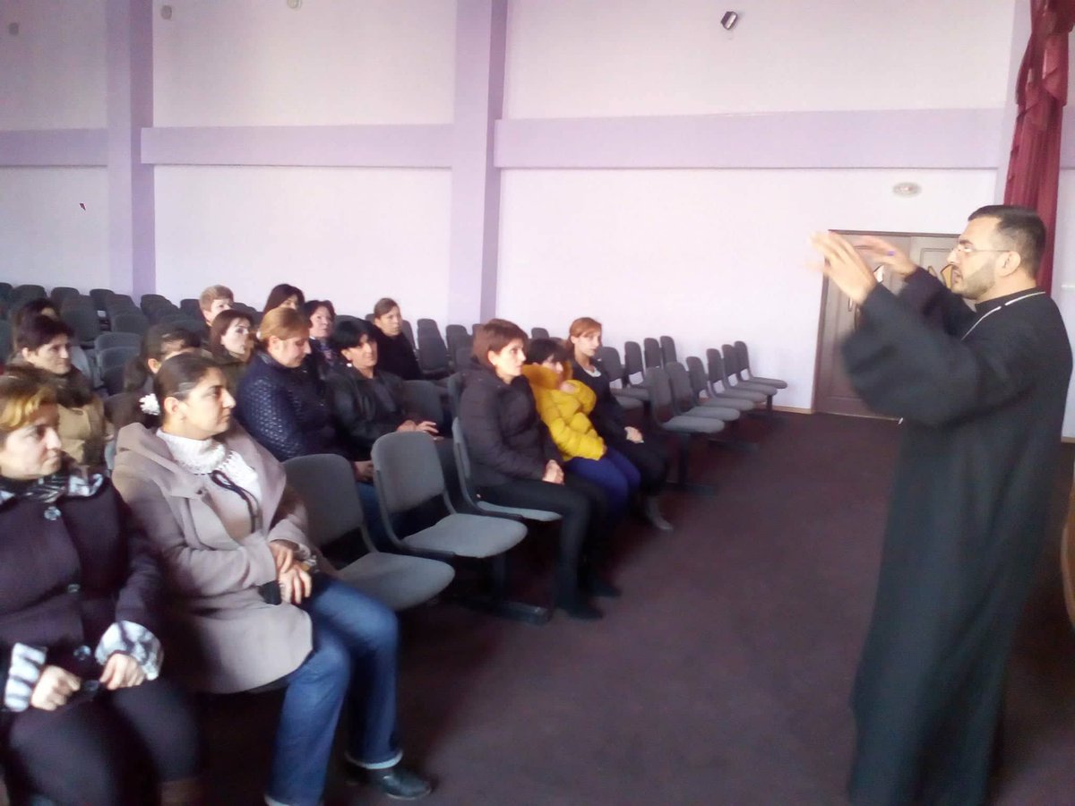 differentequal1's tweet photo. In scope of Channels of Hope Module Father Hakob meets with #community #members and #school #students of the #Gyumri. He talks about importance of equitable relations in #family. How it is essential to respect #women, #girls, #sisters and #mothers. @WVArmenia #differentandequal https://t.co/228dHfbVwQ