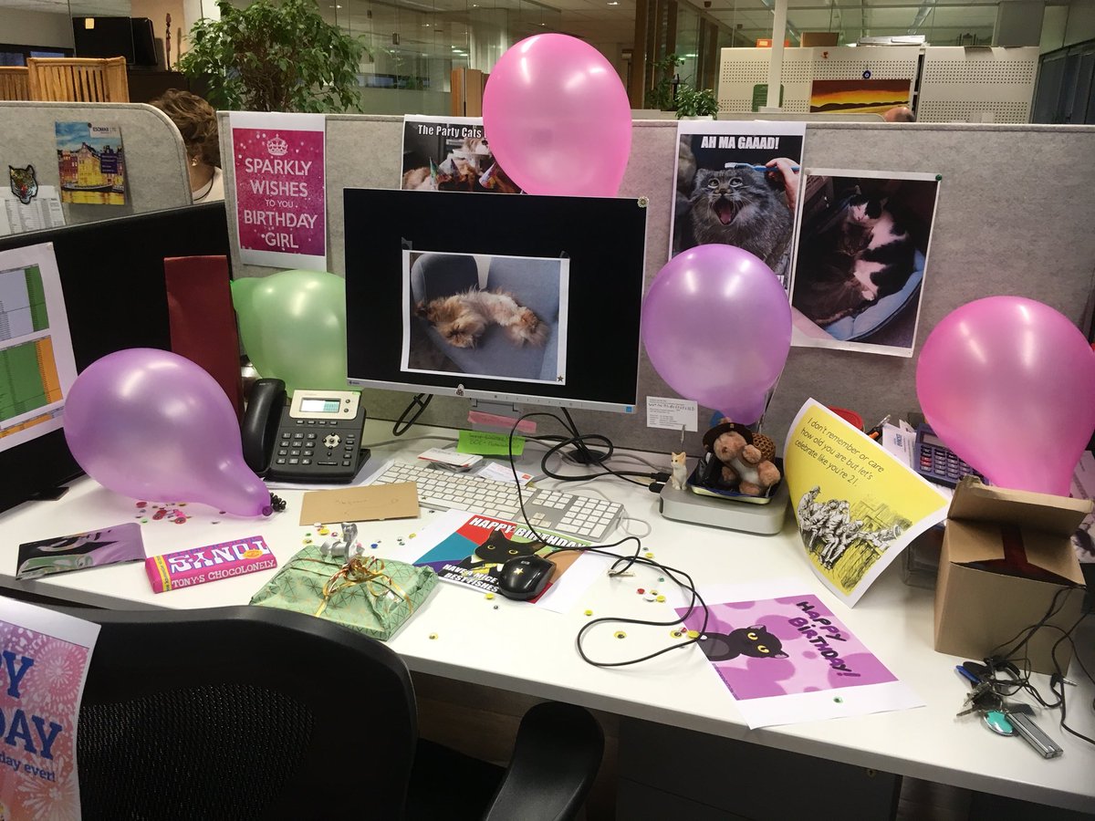 Thank you <a href="/ESOMAR/">ESOMAR</a> team for decorating my desk 😍❤️ I feel as if it is my #birthday all over again! Feeling happy 🕺🏼💃🏼🌟 and still 🐣 - 😂