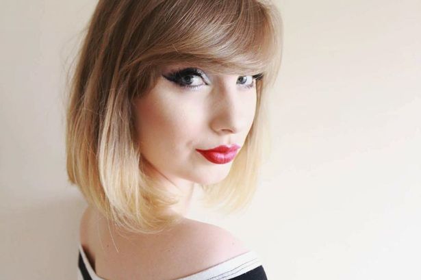 postubarna's tweet photo. https://t.co/qpdAVABXa0  Descubre más cosas sobre la doble inglesa de @taylorswift13 https://t.co/rvRCMIC37K