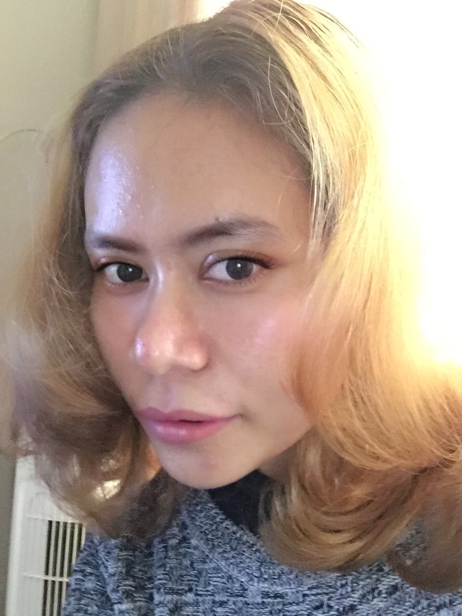 Make up By: ESTEE LAUDER