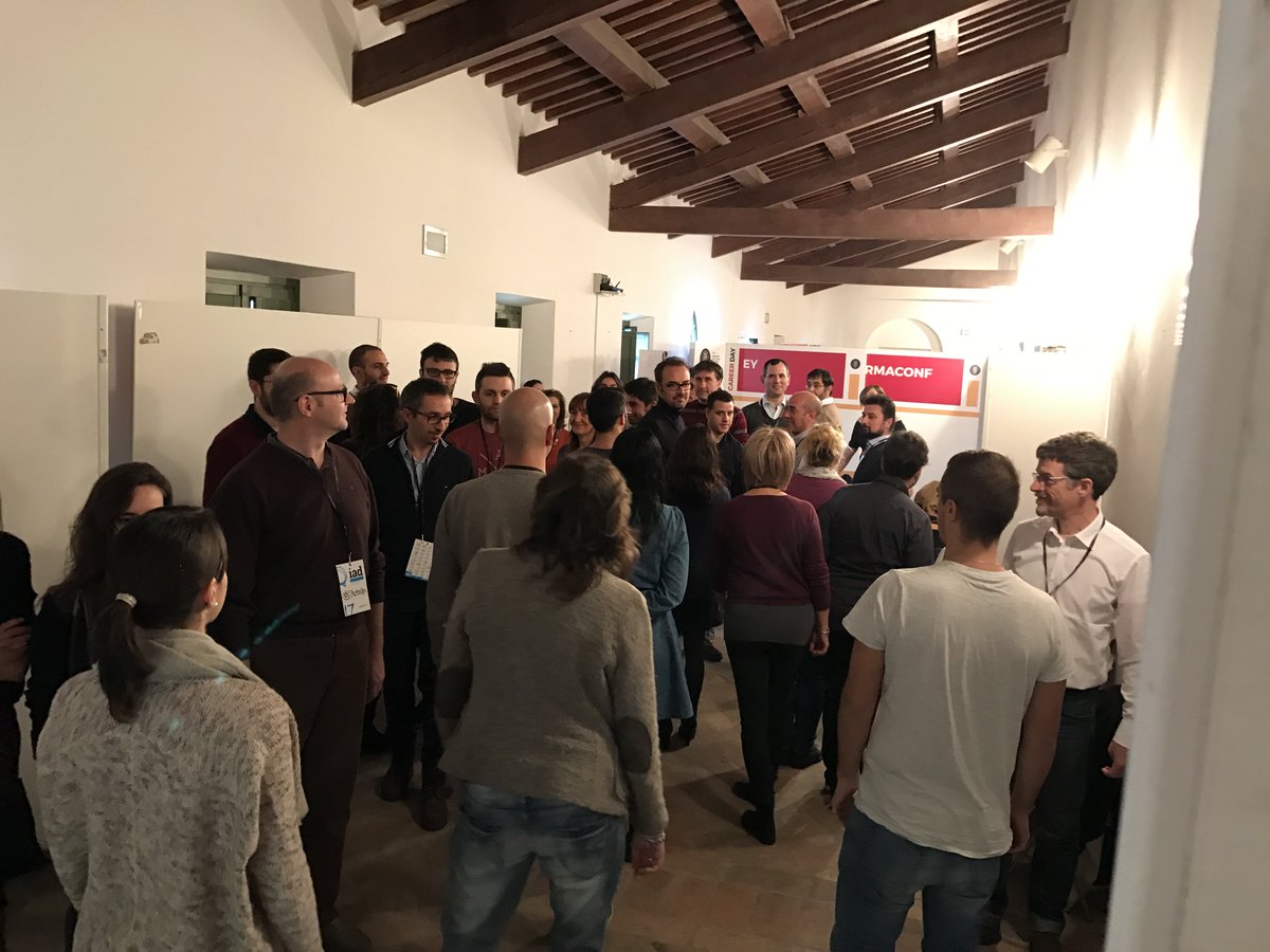 galadriel72's tweet photo. Grazie a tutti coloro che hanno parteciapto al workshop "Improvvisazione teatrale per team agili"  #iad2017 ecco le slide su slideshare https://t.co/bX0KzLw3UN @agileday https://t.co/RRI2in8QSH