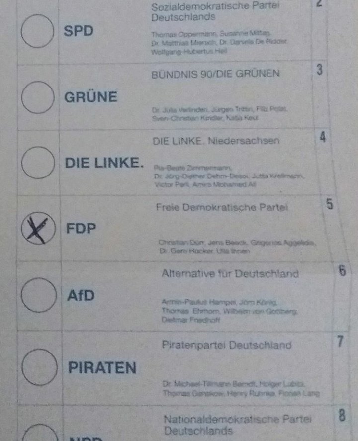 Libert1984's tweet photo. @johannesdal @AnnKristin_S_ @BenjaminReetz Rückblickend habe ich in 16 Jahren FDP Mitgliedschaft nie Inhalte und Prinzipien dieser bis gestern meiner Partei erkannt. Das nun ein Egomane versucht Stimmen zu fangen geht schief. Die FDP wird bei Neuwahlen hoffentlich Sitze verlieren. FDP wählen passiert mir nie wieder https://t.co/hvROjYadE0