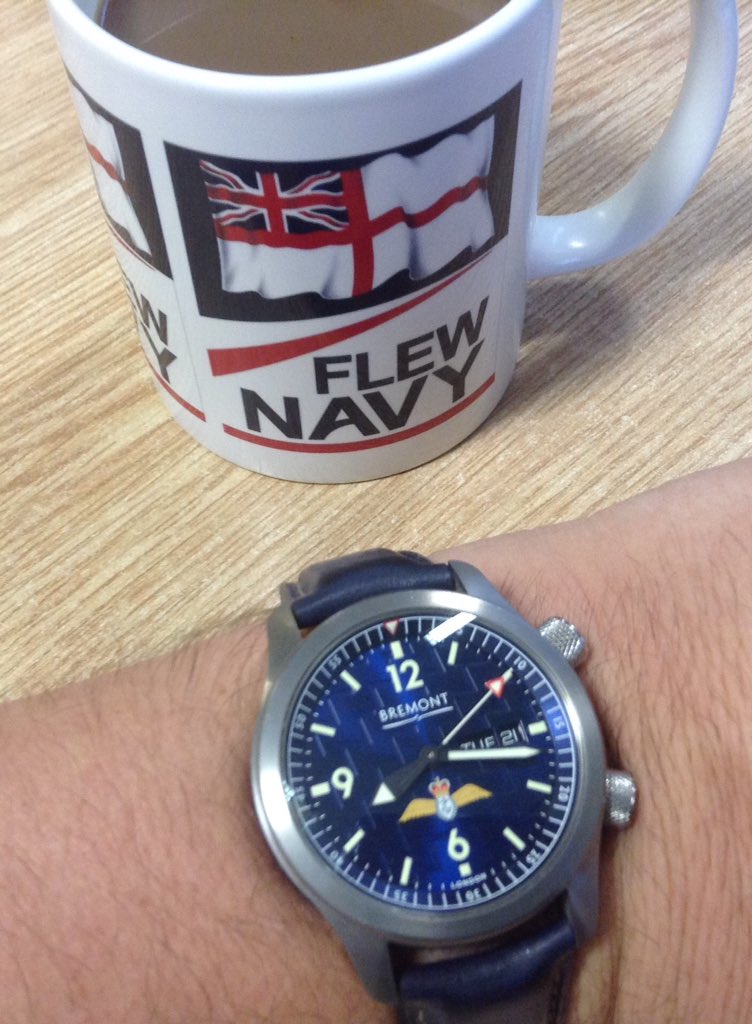 FlyNavyPhil's tweet photo. The start of a new day with two reminders of my heritage and history.
@BremontMilitary @NavyWingsUK https://t.co/UgD7b9ylWa