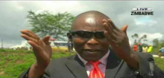 RazzaqSalim's tweet photo. Nilikuwa hapo Harembee Avenue nikaona Matiang'i na envelope nikajua ata announce results Leo....
#gainwithxitiandela
#eyewitnesschallenge #KCPEResults https://t.co/gerHt379jy