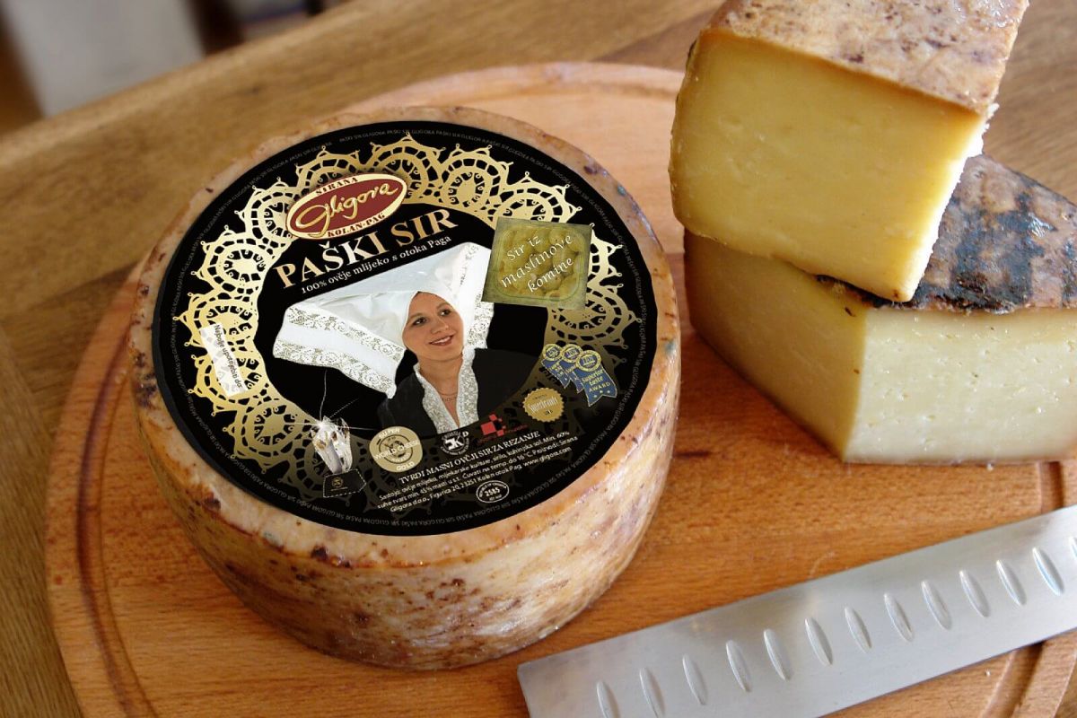 CroatiaStunning's tweet photo. #croatianfacts Pag Island in Croatia is Specially Known for its Delightful Cheese &amp; has been described as one of the ten best cheeses in the world #travel #travelfacts #croatia #croatiafulloflife #Pagisland #pagcheese https://t.co/CynFq27ogU