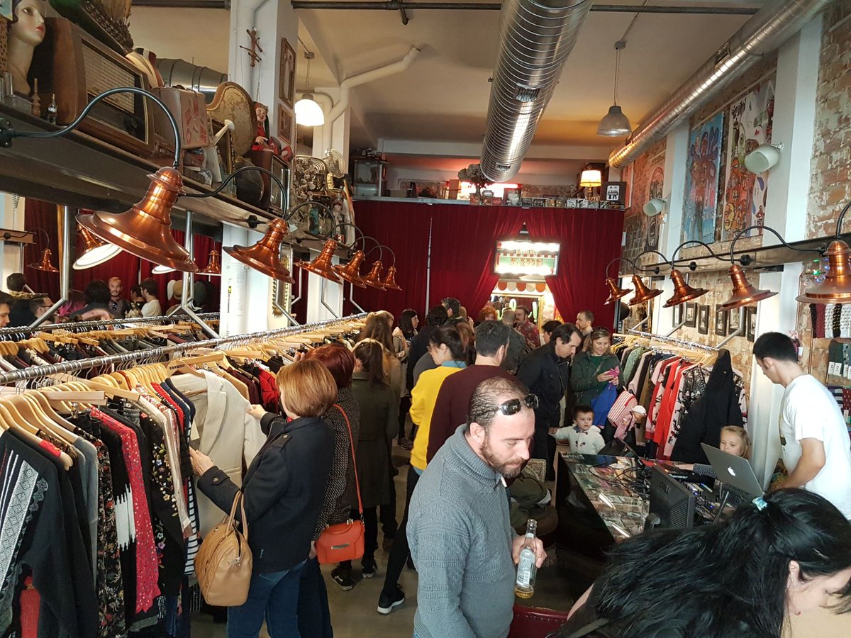 Bahnhof Shop tweet media