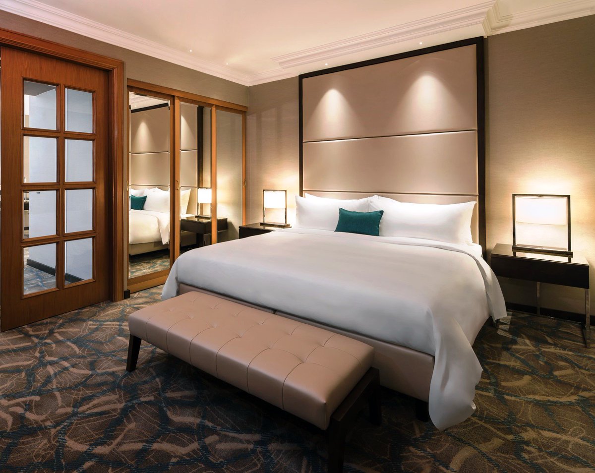 JWMarriottBuhro's tweet photo. All it takes to wake up happy and recharged is to have a good night sleep in one of our comfortable beds.

#travel #hotel #comfort #jwmarriott #Bucharest https://t.co/9UFnSyyYIR