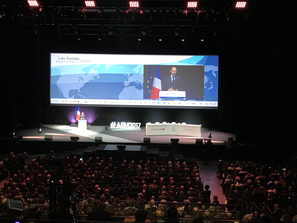 FondationMer's tweet photo. « La mer est un magnifique projet à proposer aux jeunes français » - le premier ministre @EPhilippePM aux #AEM2017 https://t.co/4jme0Rhz0U