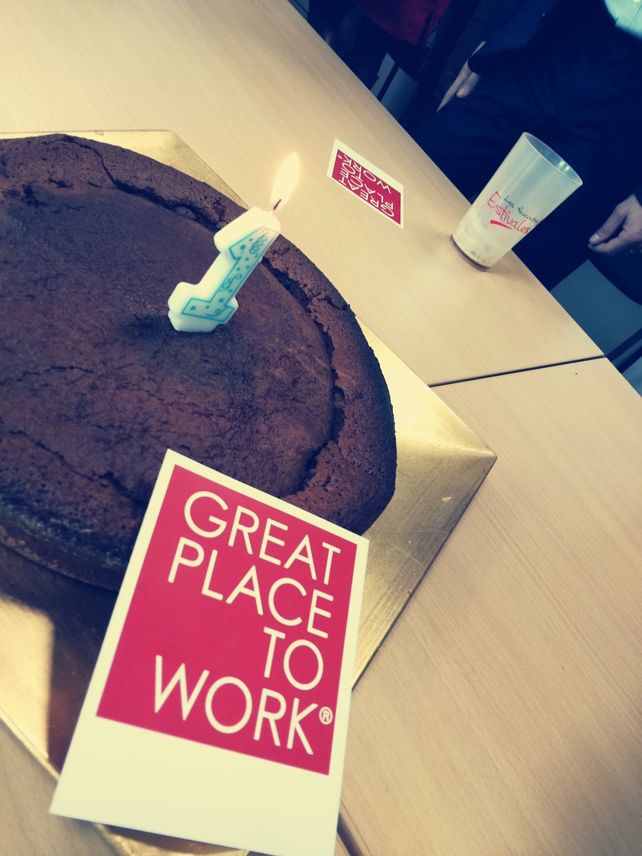 CBarbier711's tweet photo. Happy birthday Pole161 Pole162 ....#GPTW#1an @CMSudOuest @JaimeCMArkea https://t.co/Zj8ZrCtY9o