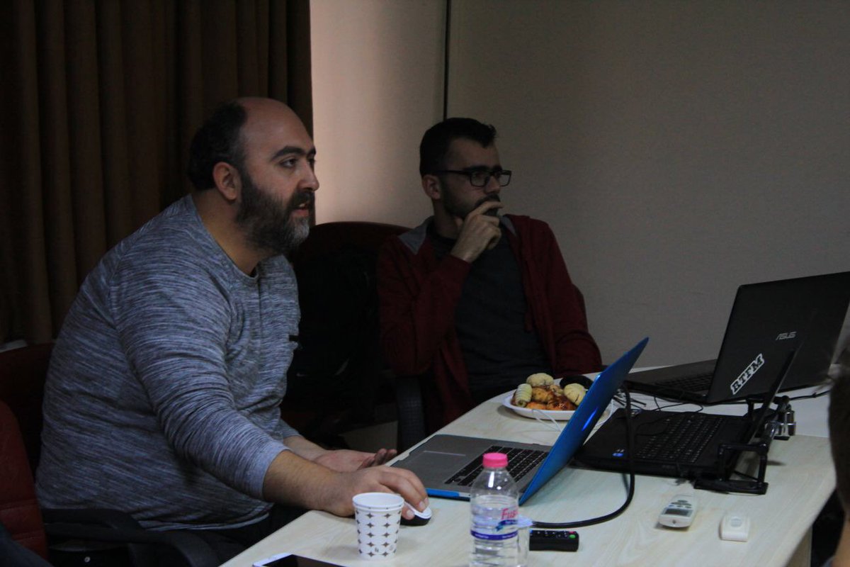 ieeekoucs's tweet photo. F5 Days etkinliğimizde Beytullah İyigün @beytullahiyigun eğitmenliğinde yapılan Active Directory eğitimimizden kareler!
21 Kasım 2017 #F5days https://t.co/A1kkj8BRqD