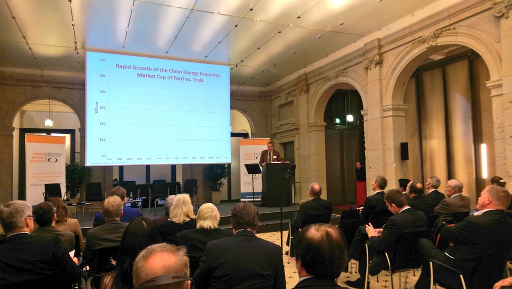 GiovanniGufo's tweet photo. Today at @WEC_Deutschland #EnergyDay2017 - quite outspoken early-morning kick off by @CalEnergy #DavidHochschild - #California is a true champion of #Energiewende https://t.co/HRI9IFS22X