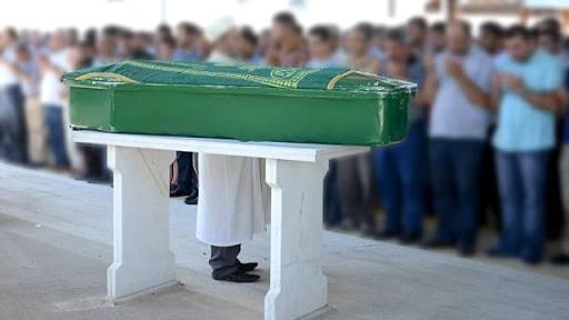 İnsan En Ufak Bir Yaraya Sızlanırken....
*
Nasıl Olur da Ölümün Acısı Karşısında Rahattır....