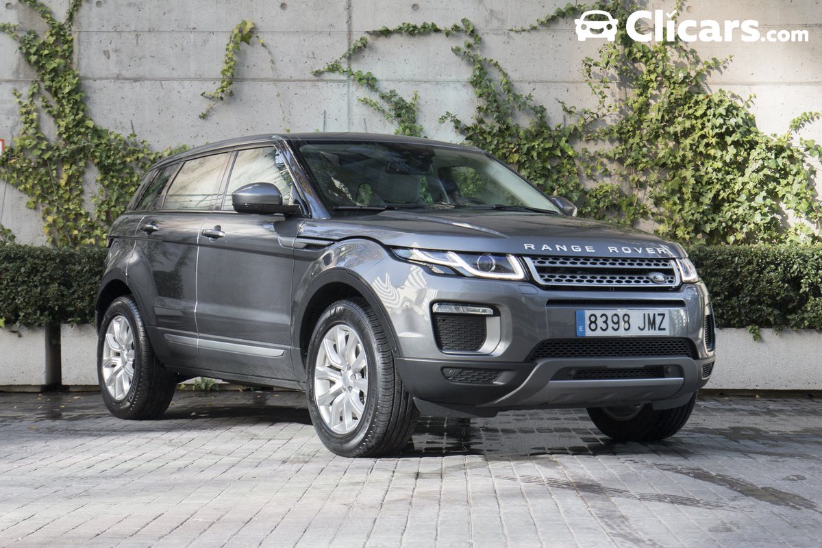clicars's tweet photo. Range Rover es tu marca, Evoque es tu modelo y ¡ésta es tu semana! #BlackWeek ¡Ya puedes disfrutar del 15% de descuento en la financiación! #TD4 #150cv #4x4 https://t.co/gMOJSX216a