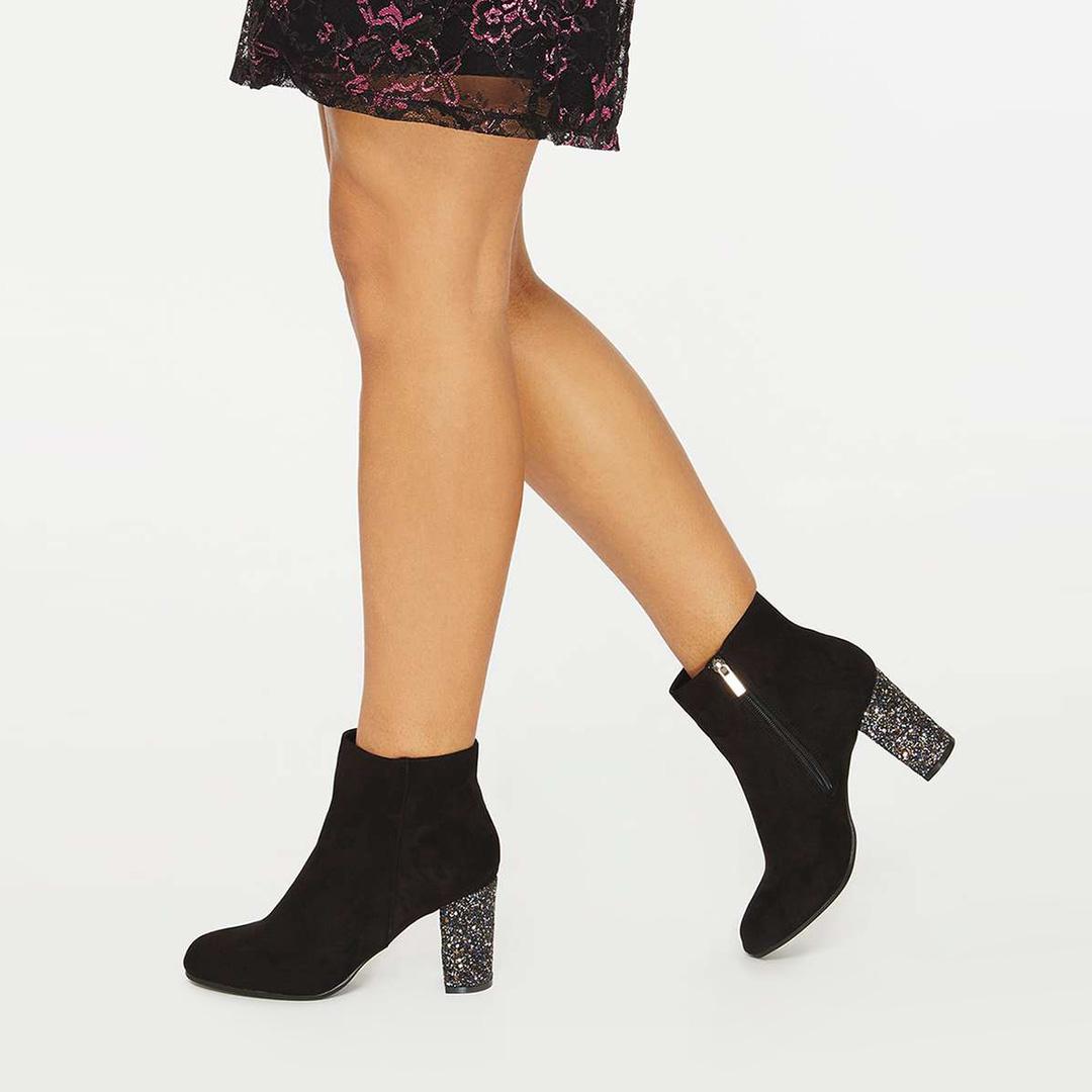 It's #TuesdayShoesday! 👠🎉 RT to win these gorgeous Glitter Heel Ankle Boots: bit.ly/2zZDS0b