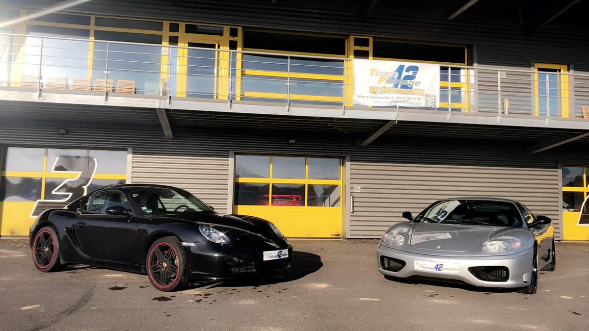 Teampilotage's tweet photo. Chose promise, chose due..
Voici enfin la surprise dévoilée!
2 petites nouvelles au Paddock 42:
Porsche Cayman S et Ferrari 360 Modena.
Possibilité de les piloter, bons cadeaux etc, plus d'infos sur https://t.co/eWnYWBbcX2 #boncadeaux #paddock42 #Porsche #CaymanS #Ferrari #Modena https://t.co/Tmc09m87qa