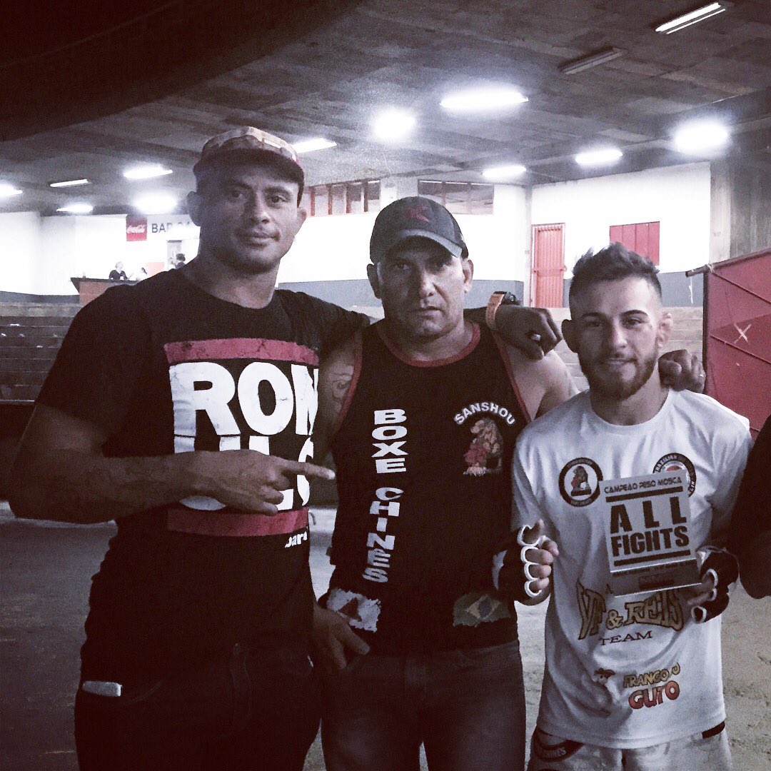 Deninho_Araujo's tweet photo. Passo a passo vamos conquistando nossos Sonhos. 🙏💪🏼 @ufc_brasil
#VFeReisTeam #VFTEAM #JOAOReisTeam #mma #UFCnoCombate https://t.co/RdBS3j7EVB