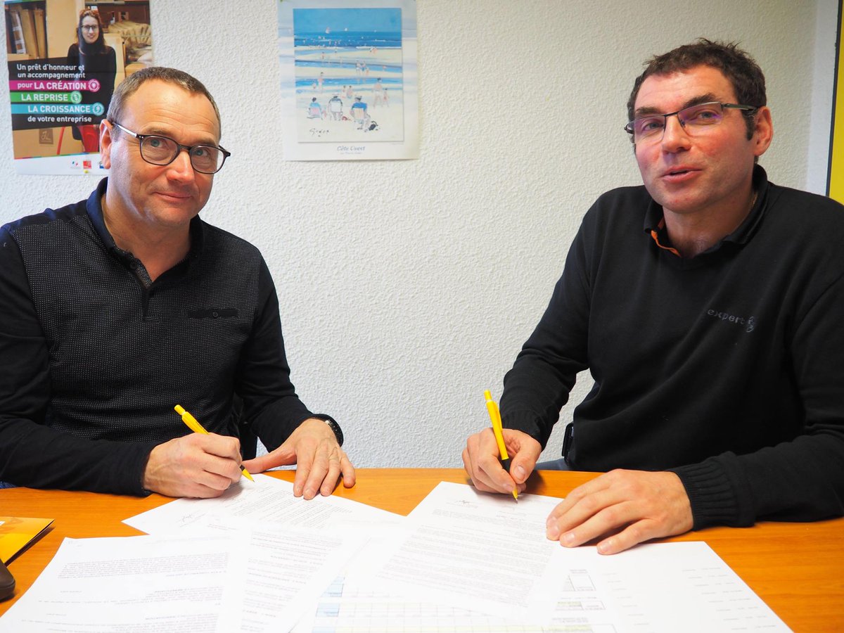 Help Confort France tweet media