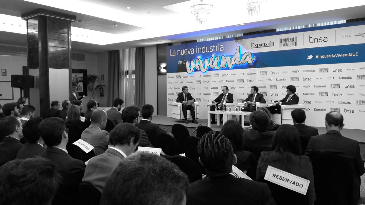 Eventos_EXP's tweet photo. Hablamos de la entrada de capital extranjero en el mercado nacional en #IndustriaViviendaUE  con #PatriziaImmobilienAG, #ASGIberia, #HarbertManagement y @MikelEchavarren de @irea_asesores 📷 https://t.co/RaE7ExEt61