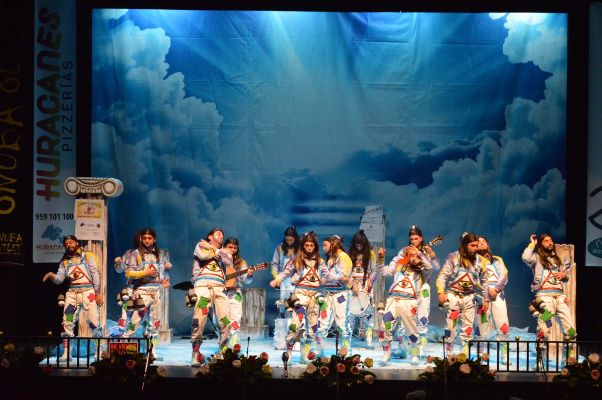 AytoPuntaUmbria's tweet photo. Abierto el plazo para el concurso de agrupaciones del Carnaval de la Luz 2018 de #PuntaUmbría https://t.co/UGO46zBMUH https://t.co/T3mGn17NIy