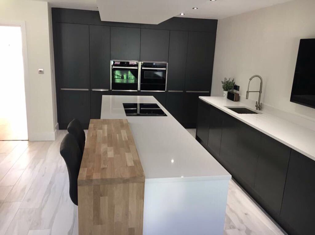 jd_contracting's tweet photo. Beautiful #newkitchen completed in #Bury by https://t.co/rcoyDzY15y https://t.co/oF5XPM4QVP