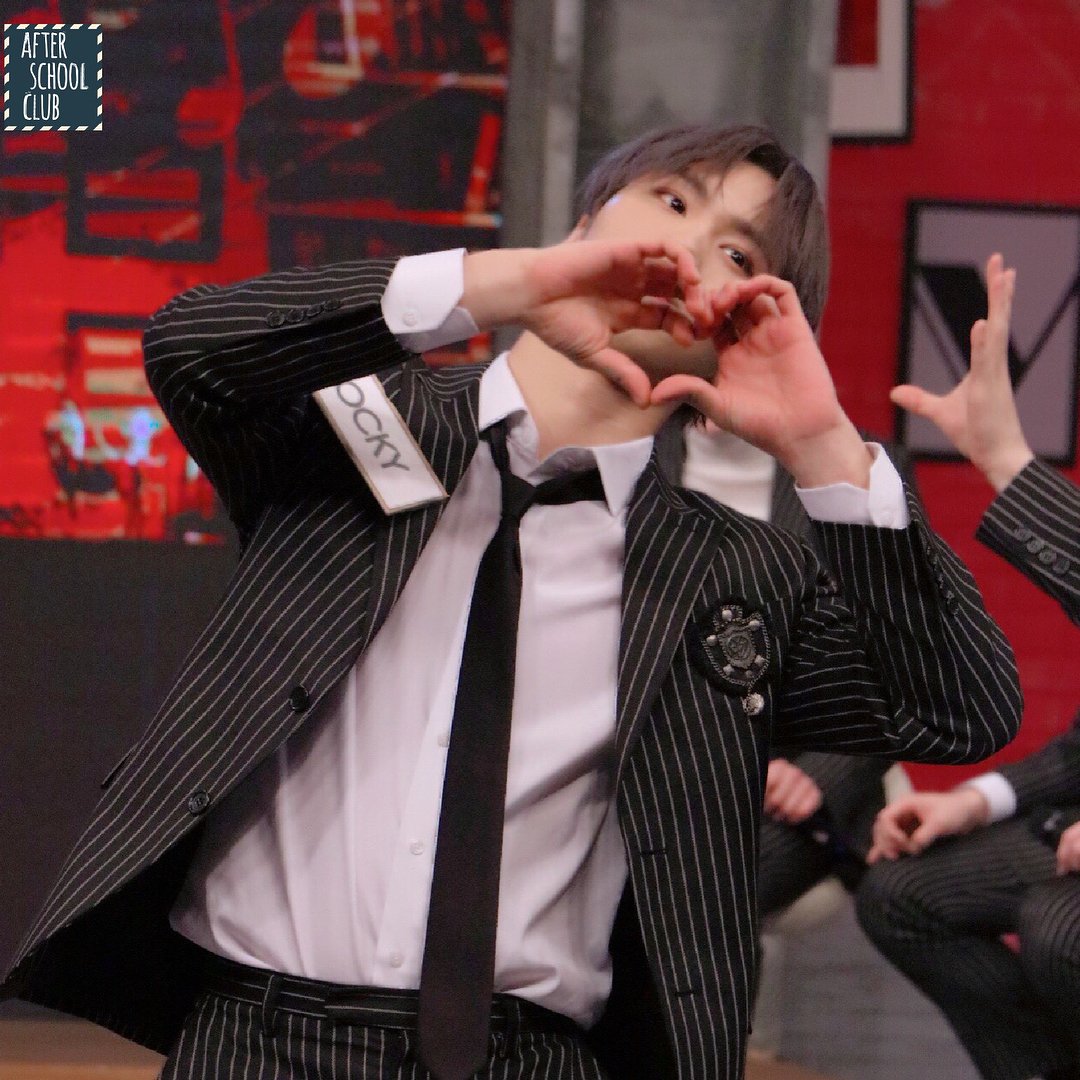 AstroArohaMex's tweet photo. @OfficialAstro 171121 arirang_asc en Instagram #ASTRO #아스트로 

#차은우 #엠제이 #진진 #문빈 #라키 #윤산하
#ChaEunWoo #JinJin #MJ #MoonBin #Rocky #YoonSanHa
@officialASTRO https://t.co/dOIQAYI9g7
