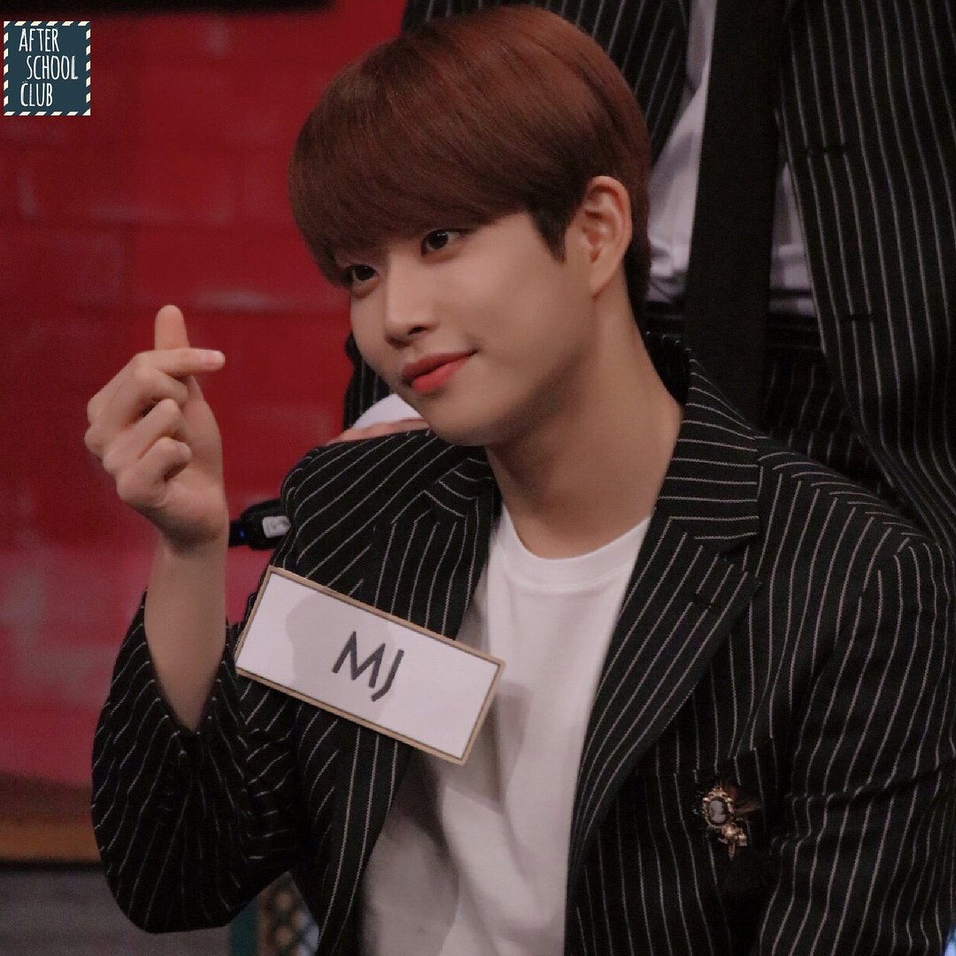 AstroArohaMex's tweet photo. @OfficialAstro 171121 arirang_asc en Instagram #ASTRO #아스트로 

#차은우 #엠제이 #진진 #문빈 #라키 #윤산하
#ChaEunWoo #JinJin #MJ #MoonBin #Rocky #YoonSanHa
@officialASTRO https://t.co/AvKW51FmJQ