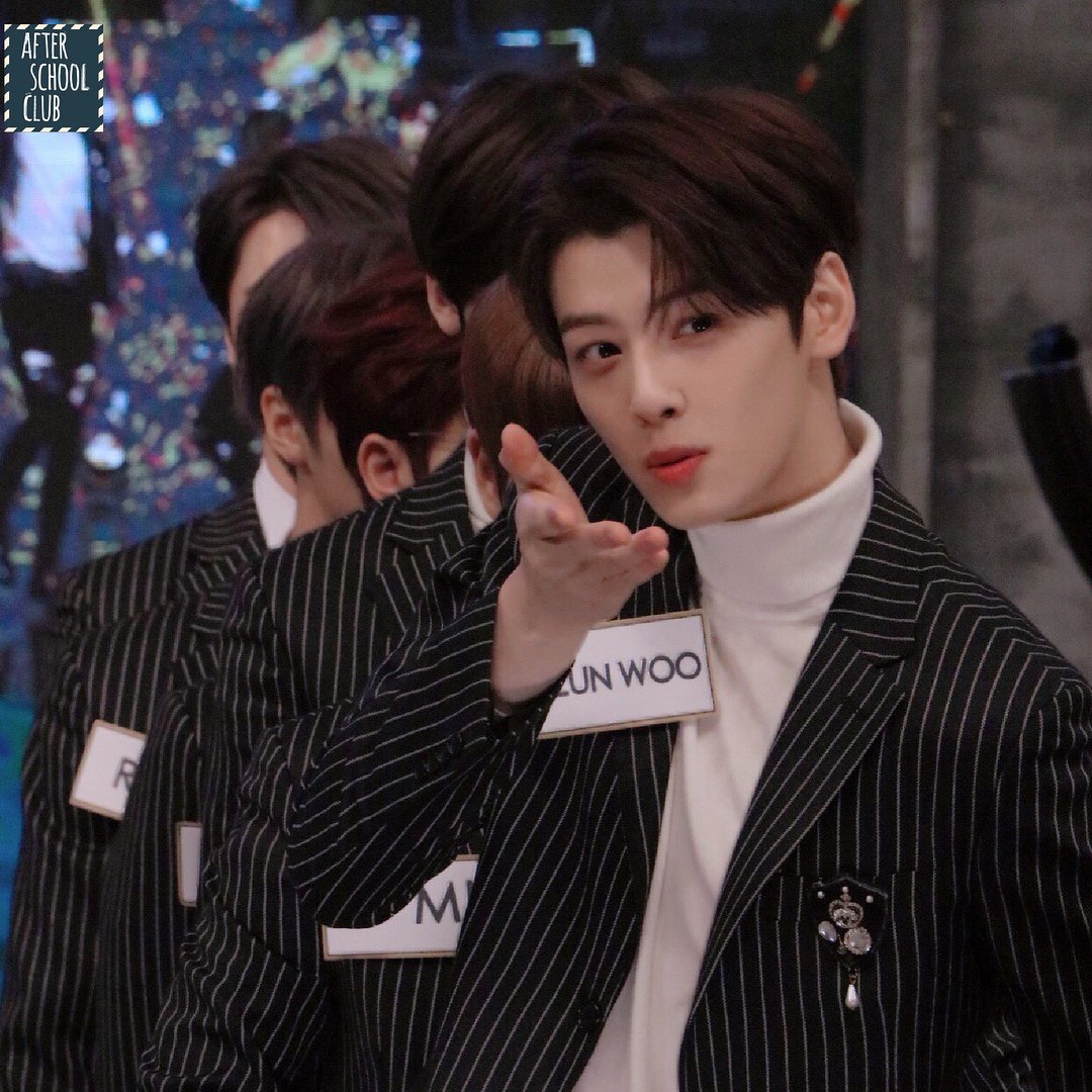 AstroArohaMex's tweet photo. @OfficialAstro 171121 arirang_asc en Instagram #ASTRO #아스트로 

#차은우 #엠제이 #진진 #문빈 #라키 #윤산하
#ChaEunWoo #JinJin #MJ #MoonBin #Rocky #YoonSanHa
@officialASTRO https://t.co/AvKW51FmJQ